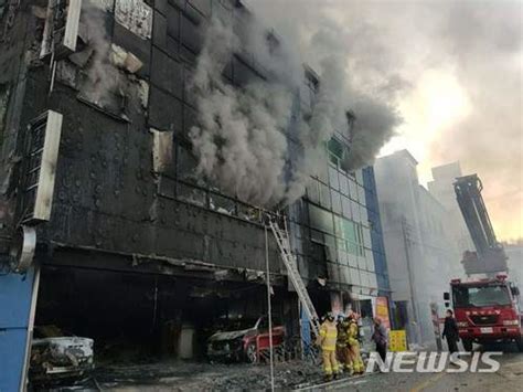 사건일지 ‘29명 숨진 제천 스포츠센터 화재참사 사건 관련자 4명 구속13명 형사입건 장영권 기자 톱스타뉴스