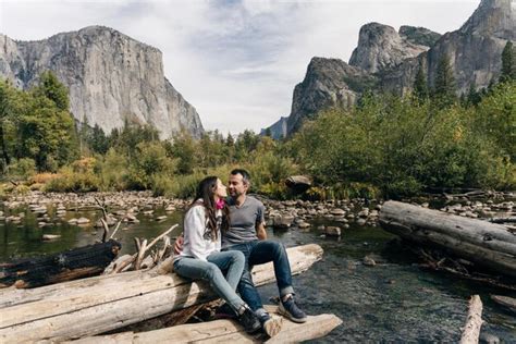 Premium Photo Scenic Panoramic View Of Famous Yosemite Valley With El