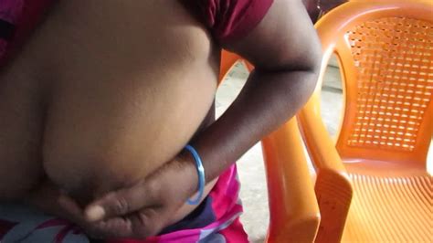 Tamil Horny Aunty Showing Her Boobs Pics Xhamster