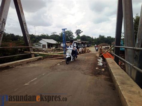 Habiskan Rp11 Miliar Jembatan Cijunti Rawan Ambruk Laman 2