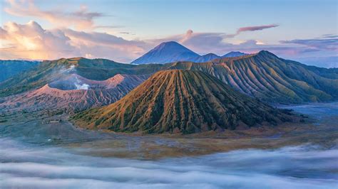 Bing HD Wallpaper : Where is this ethereal mountain? - Bing Wallpaper ...