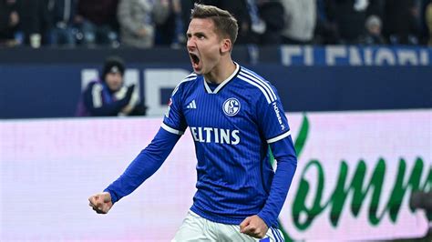 Hansa Rostock Gegen Fc Schalke 04 Wo Läuft Die 2 Bundesliga Heute Im