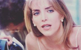 Laura Flores Presume Su Figura En Bikini Con Sensual Baile Fama