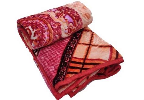 Multicolor Double 3 5 Kg Mink Blanket At Rs 400 Piece In Gharaunda ID