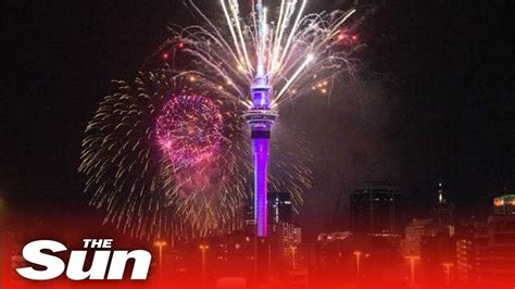 LIVE New Zealand Welcomes 2023 With Fireworks And Light Show YouTube