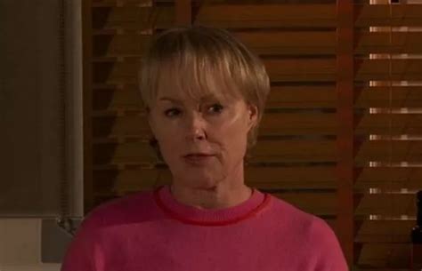 ITV Corrie Fans Say Rumpy Pumpy Talk Put Them Off Their Valentine S Dinner As Elaine Puts Sex