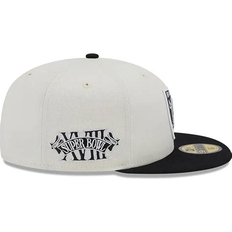 Gorra Plana Blanca Y Negra Ajustada Fifty Championships De Las Vegas