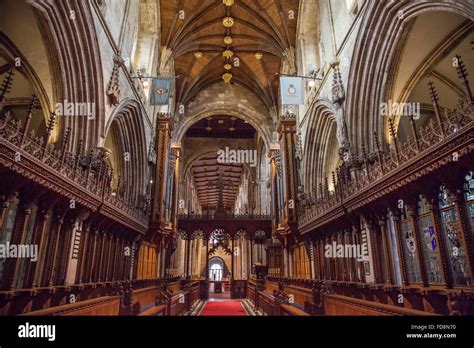 Inside Selby Abbey Yorkshire England Uk Stock Photo Alamy