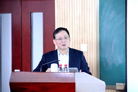 中国科学技术部副部长候建国院士做客“化学学堂系列讲座” 清华大学化学系