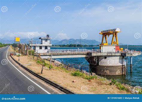 Facilities of Udawalawe Reservoir Dam, Sri Lan Stock Photo - Image of ...