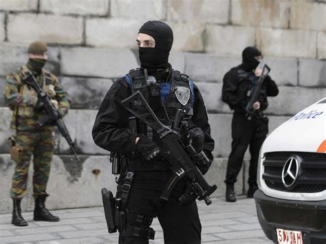 Brussels Terror Threat Special Forces Arrest Four People After