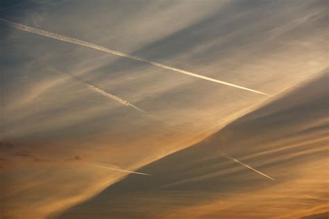 Evening sky | Copyright-free photo (by M. Vorel) | LibreShot