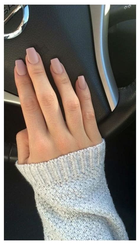 Nete A La Tendencia Del Nude En Tus U As Ella