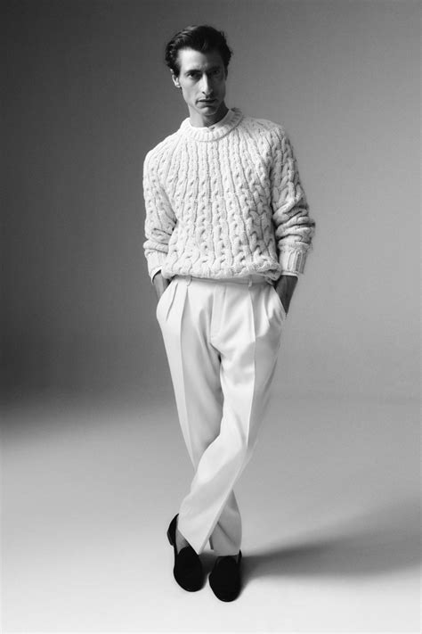 Brioni Spring 2024: The Elegance in Lightness
