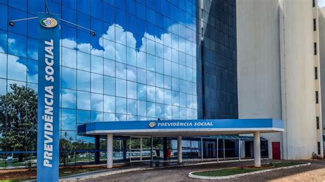 INSS anuncia concurso público com 8 mil vagas e salário de R$ 9 mil