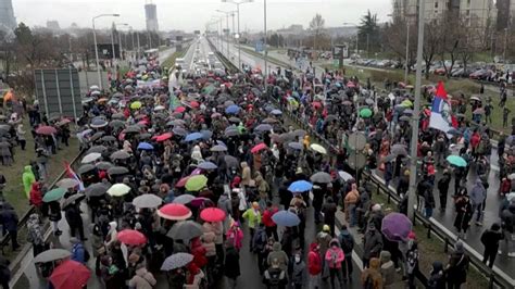 Prosvjednici U Srbiji Ne Odustaju Gledali Ste Trailer Budu Li Se