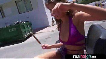 Realizando sexo duro delante de la cámara por la novia caliente melissa moore mov 20 XVIDEOS