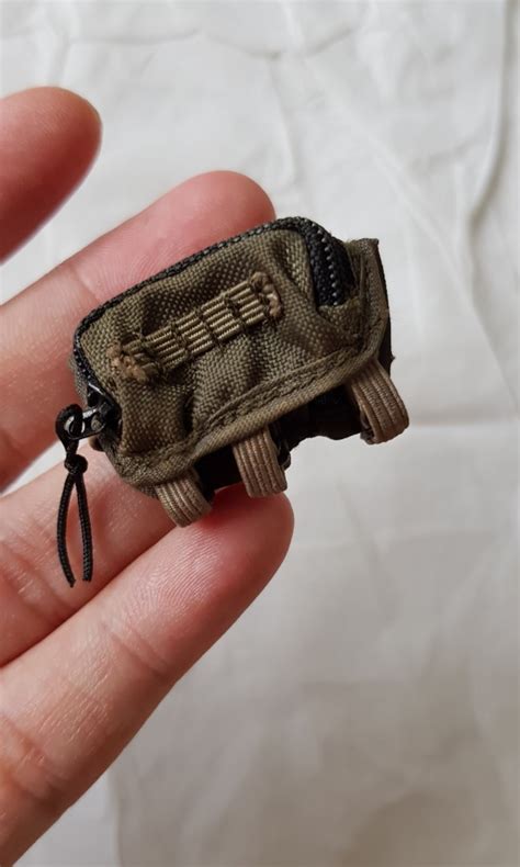 Scale Hot Toys Sniper Rifle Stock Ammo Pouch Hobbies Toys Toys Games On Carousell