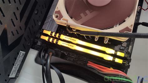 REVIEW HyperX Fury RGB kit de memorias DDR4 con iluminación integrada