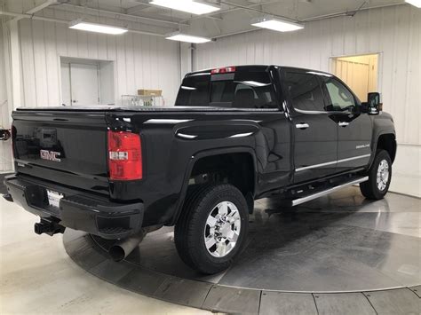 Pre Owned 2016 Gmc Sierra 3500hd Denali 4d Crew Cab In Paris 107104a Dan Cummins Chevrolet Buick