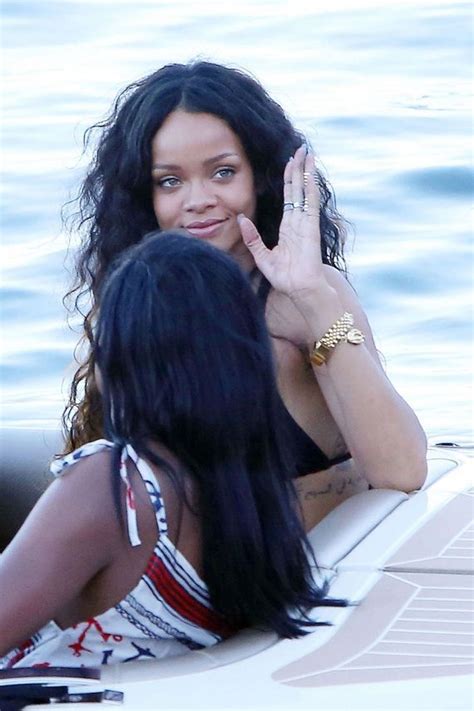 Rihanna In A Bikini Vacationing In Sicily Italy Thblog