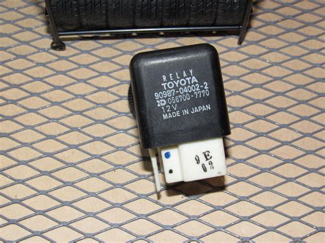 Toyota & Lexus Relay 90987-04002-2 – Autopartone.com