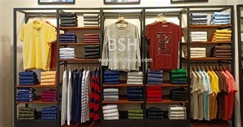 Garment Showroom Display Racks at Rs 1500 | Clothes Display Stand in ...