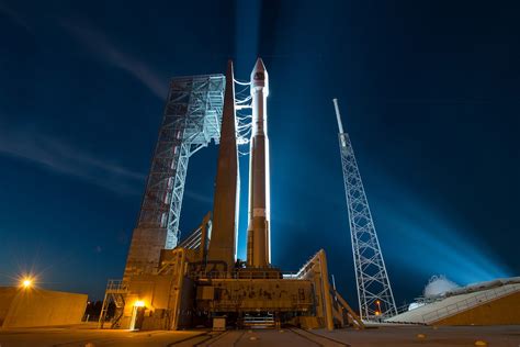 News Spazio Crs Oa 6 Questa Notte La Partenza Del Razzo Atlas V Con