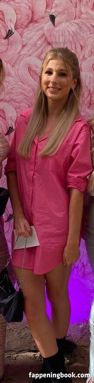 Ellie M Ellieskyyy95 Ellie M Nude OnlyFans Leaks Fappening FappeningBook