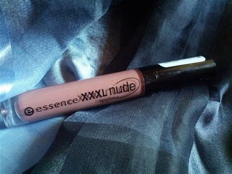 Essence I Love Nude Xxxl Nude Lipgloss Soft Almond