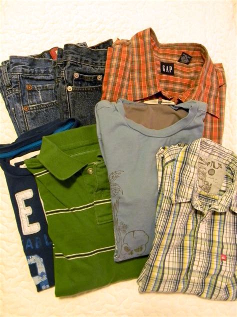thrift store clothes shopping organize  decorate