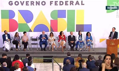 Governo Federal Anuncia Reajuste Nas Bolsas De Pesquisa Abc