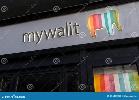 Mywalit store editorial stock photo. Image of brand - 236473278