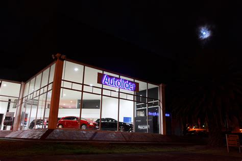 Proyecto Corporativo Autolíder Ecuador - PMJ Arquitectos | Diseño ...
