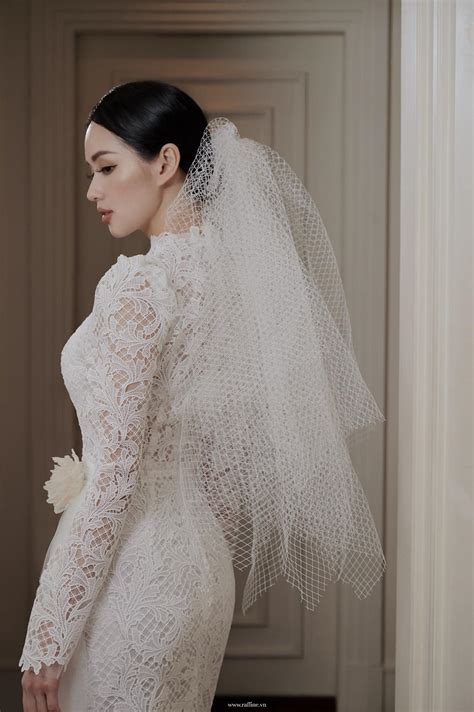 Tâm Tít ở tuổi 33 Sự nghiệp và hôn nhân viên mãn làm mẹ 2 con vẫn đẹp không kém thời là hot
