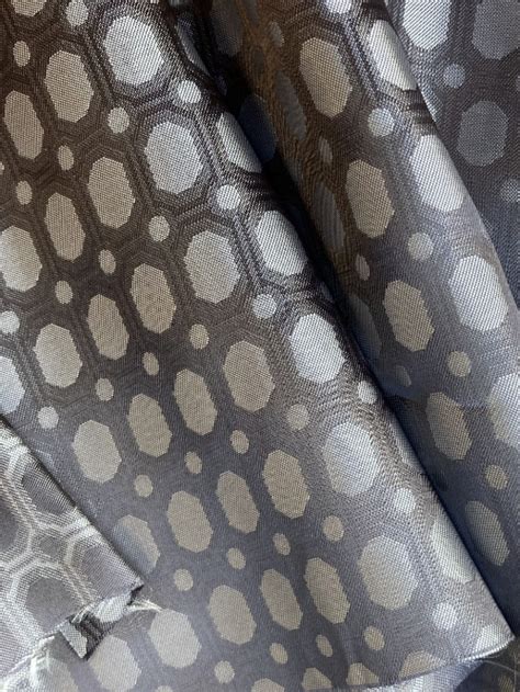 L12757 – Stone Fabrics and Sewing Surgery