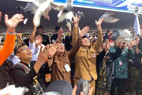 Kemeriahan Karnaval Budaya Jadi Pembuka LKS SMK SLB Dan OSN SMA Tingkat