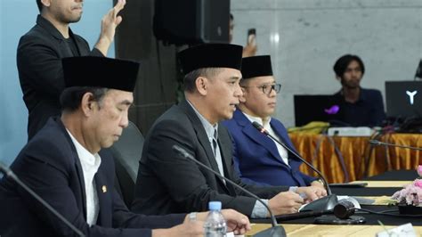 Awal Zulhijah Hijriyah Jatuh Pada Sabtu Juni Hari Raya