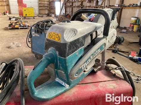 Makita Dpc Handheld Cutoff Saw Bigiron Auctions