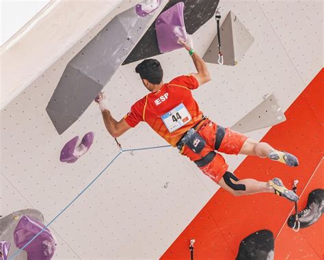 Quién es Alberto Ginés Ganador del oro en el debut de la escalada