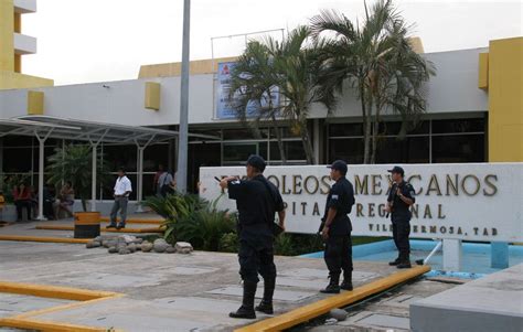 Hospital Pemex Tabasco Un Muerto Y 67 Personas Por Aplicación De Medicamento Contaminado