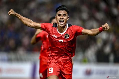 Babak Pertama Indonesia Unggul 2 0 Atas Thailand Di Final Sepak Bola