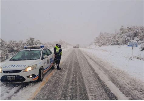 Alerta Por Nevadas Y Viento En La Patagonia Corte En La Ruta Y