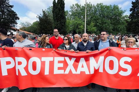 Lage Tuñas acusa a Rueda de darlle as costas á ría de Muros e Noia e