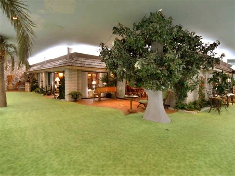 Doomsday bunkers for sale - weatherlopez