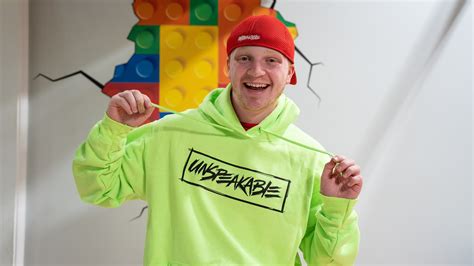 I Sent My Juice Into Space 🧃 | Unspeakable | Facebook 