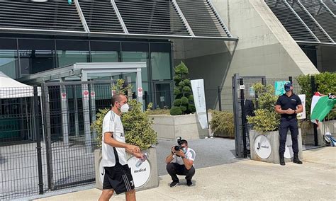 Juve Le Foto Delle Visite Mediche Da Cuadrado A Chiellini I