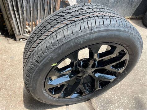 Brand New 22 Chevy Gmc Rims And Tires 22 Wheels Rines Negros Con