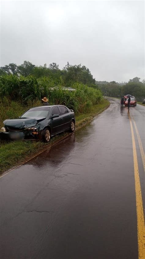 Ingresó A La Ruta 103 Y Provocó Un Triple Choque No Hubo Heridos