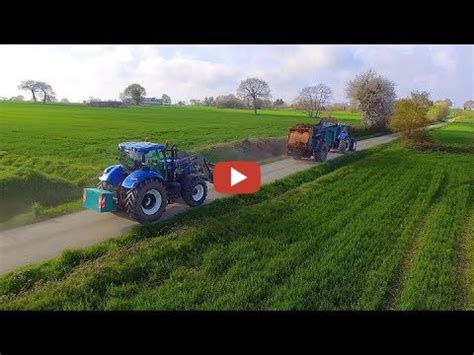 Chantier d épandage de fumier une équipe 100 New Holland